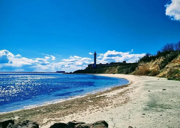 Entire 4pax , Sea View, Pool * Rawda